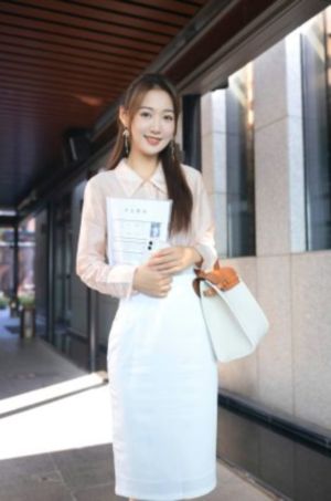 久久亚洲精品小早川怜子_超清电视剧在线观看